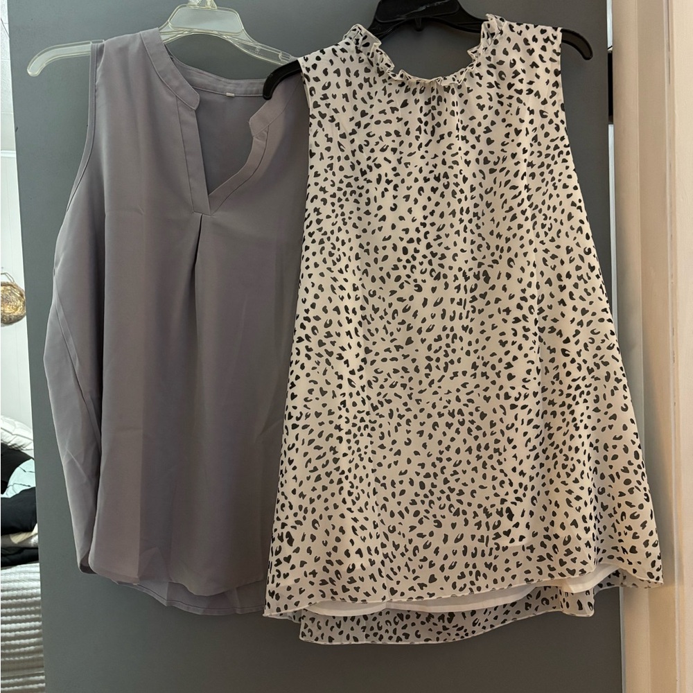 Stylish Gray and White Sleeveless Tops